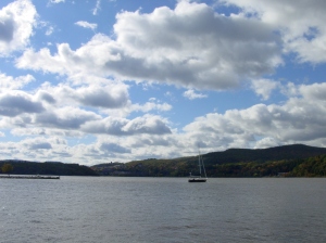 Clouds to skip over the Hudson Valley River